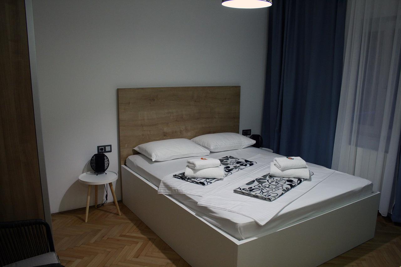 Apartments Agape 茨里克韦尼察 外观 照片